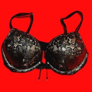 32B Victoria's Secret Black Bombshell Bra *NWOT*